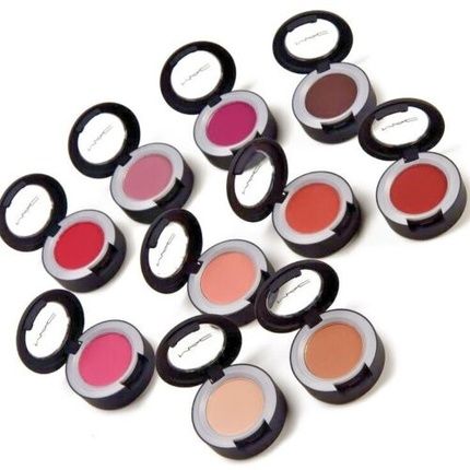 Mac Powder Kiss Soft Matte Eye Shadow - Image 4