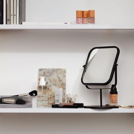 Inglot Makeup Brush Ideal For Eyeshadow With Precise Bristles For Applying All Over The Eyelid 13P