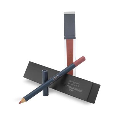 مجموعة أقلام تحديد الشفاه السائلة من عدن 07