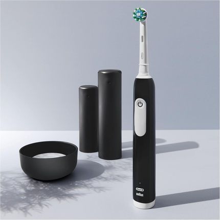 Oral-B Pro 1 Electric Toothbrush With 3D Cleaning