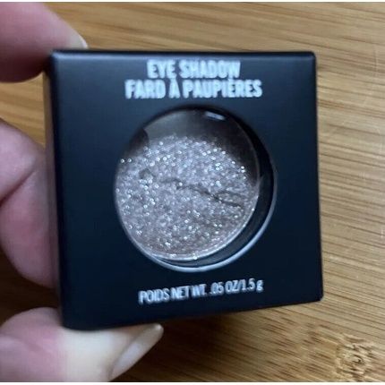 Mac L.E.S. Artiste Frost Eye Shadow 1.5G - Image 3