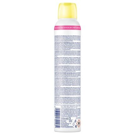 Nivea Dry Hair Shampoo With Light Shades 200Ml