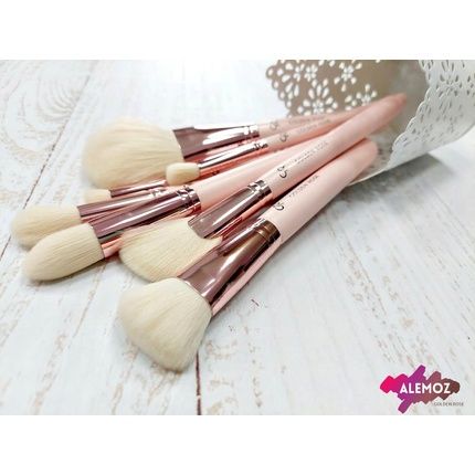 Golden Rose Nude Angled Eyes Brush - Image 3