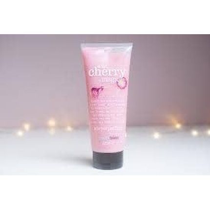 Treaclemoon Wild Cherry Magic Body Scrub 225Ml - Uk Version - Image 3