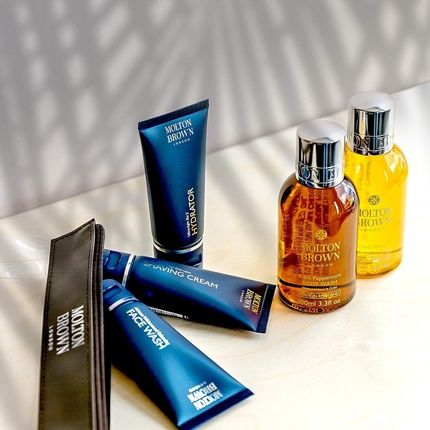 Molton Brown The Refreshed Adventurer Body And Hair Carry-On Bag New Version - Image 3