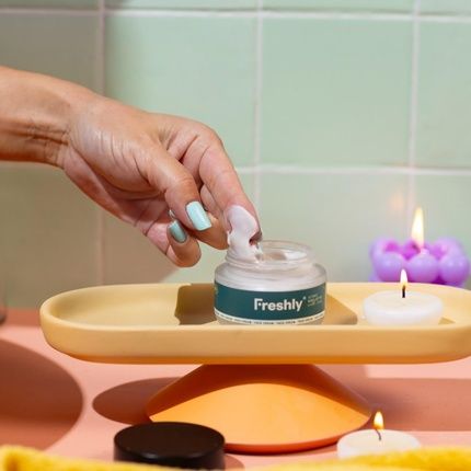 Freshly Cosmetics Moisturizer Reduces Signs Of Aging And Wrinkles
