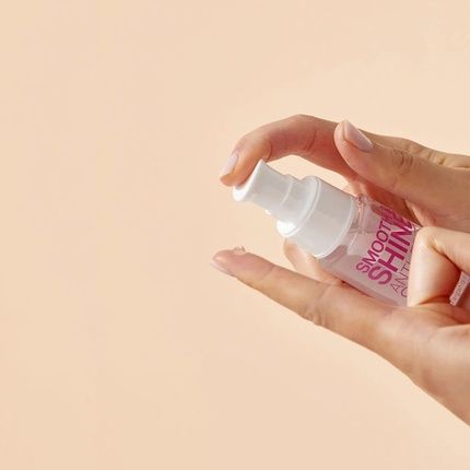 Eleven Australia Styling Smooth & Shine Anti-Frizz Serum 60Ml - Image 3