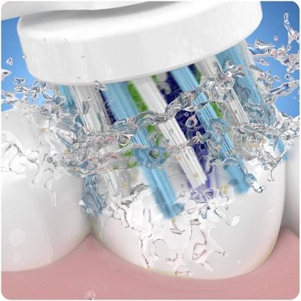 Oral-B Crossaction Brush Heads With 16-Degree Angle Bristles - Image 3