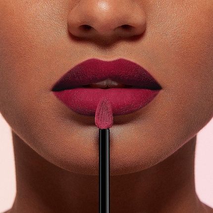 Rouge Signature Empowereds Liquid Lipstick No. 136 Inspired