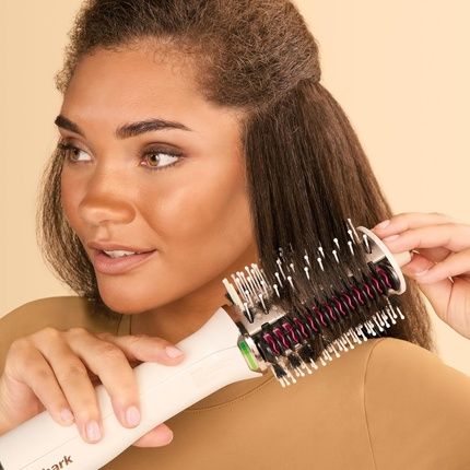 Shark Smoothstyle Hot Air Brush With Smoothing Comb Wet Hair Mode Dry Hair Mode 3 Temperature Settings For All Hair Types Silk Ht202Eu - Image 3
