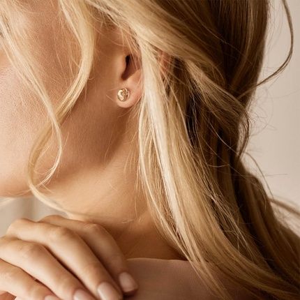 Blomdahl Nickel Free Medical Plastic 8Mm Crystal Stud Earrings - Image 3