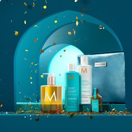 Moroccanoil Hydrating Conditioner For All Hair Types 250Ml + Moisturizing Shampoo - A Window To Hydration Holiday Gift Set