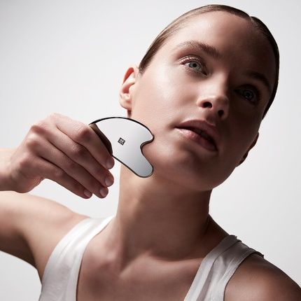 Zwilling Face Massager Gua Sha Facial Treatment For Regeneration And Vitality Detox Effect Cooling Premium Stainless Steel Silver - Image 3