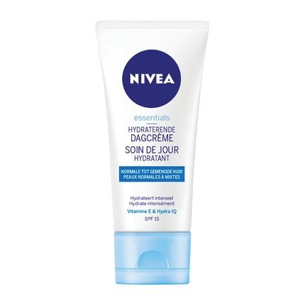 Nivea Essentials Moisturizing Normal To Combination Skin Spf 15 - 50Ml