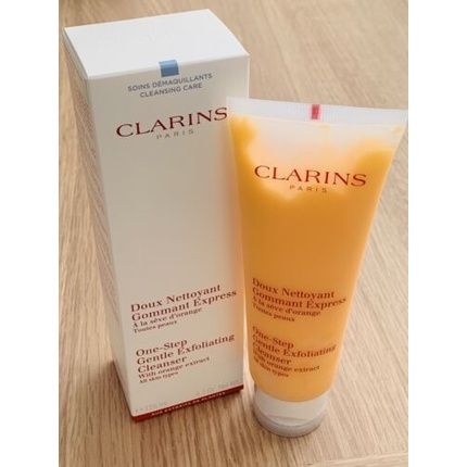 Clarins One-Step Gentle Exfoliating Cleanser With Orange Extract 125Ml - Image 4