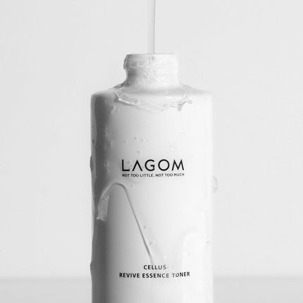 Lagom Cellus Revive Essence Toner Natural Nurturing Replenishment With 3-Layer