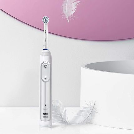 Oral-B Smart Sensitive Electric Toothbrush With 5 Cleaning Modes Including Sensitive And Bluetooth App, Visual Pressure Sensor, Designed By Braun - Single - Image 3