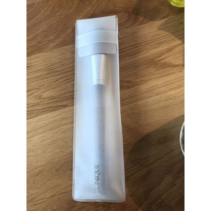 Clinique Blusher Brush Brand New Full Size - Image 3