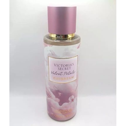 Victoria'S Secret Velvet Petals Daydream Body Mist 250Ml