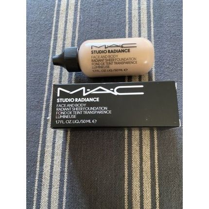 Mac Studio Radiance Face & Body Radiant Sheer Foundation 50Ml N2 - Image 4