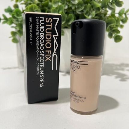 Mac Studio Fix Fluid Spf 15 24H Matte Foundation Oil Control Nw5 Authentic