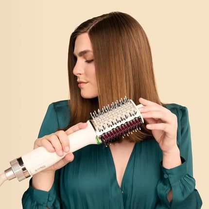 Shark Smoothstyle Hot Air Brush With Smoothing Comb Wet Hair Mode Dry Hair Mode 3 Temperature Settings For All Hair Types Silk Ht202Eu