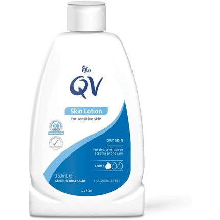 Qv Skin Lotion Lightweight Hydrating Moisturiser For Dry Sensitive Skin Emollient Body Lotion Fragrance Free Noncomedogenic Body Cream Soothing Skin Care For Eczema Psoriasis