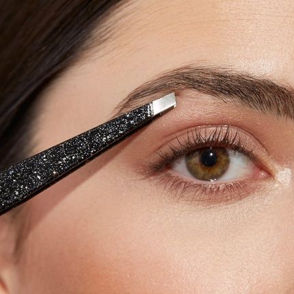 Tweeserman Slant Tip Eyebrow Tweezer - Image 3