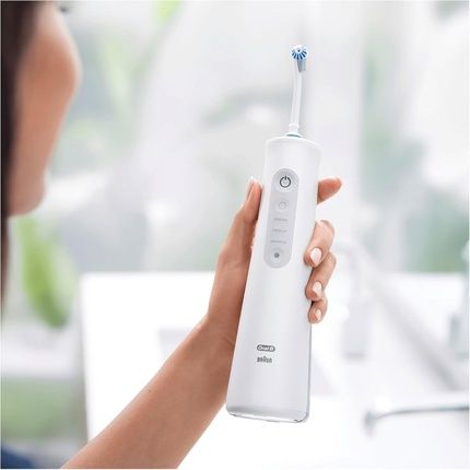 Oral-B Aquacare Pro-Expert Cordless Dental Irrigator With Oxyjet Technology - Image 3