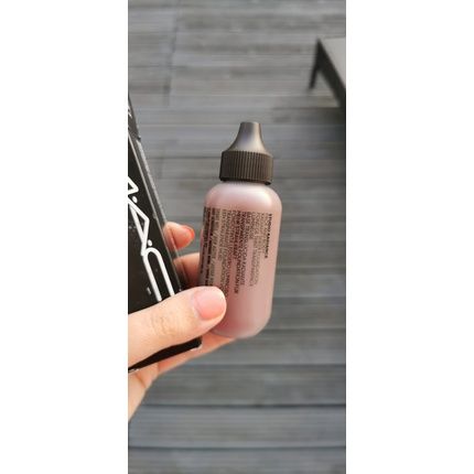 Mac Studio Radiance Sheer Face & Body Foundation In W7 50Ml