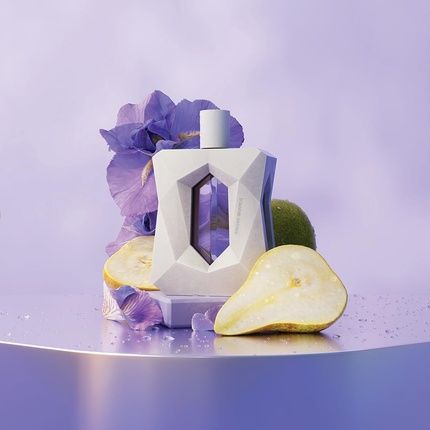 Ariana Grande God Is A Woman Edp Spray 50Ml - Image 3