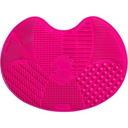 Sigma Beauty Makeup Brush Cleaner Mat - Sigma Spa Express Silicone Makeup Brush Cleaning Mat With Suction Cups For Cleaning Makeup Brushes, Compact Design Fit For Any Travel Makeup Kit Pink