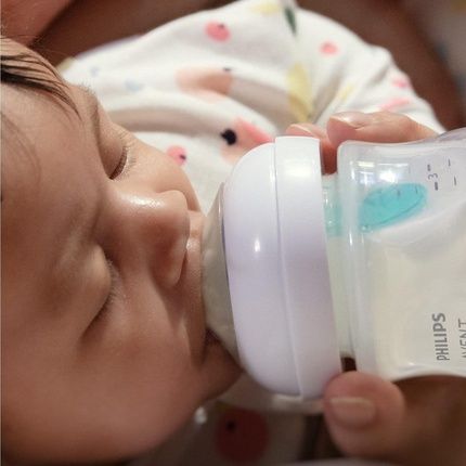 Philips Avent Natural Response Baby Bottle 260Ml With Airfree Vent Bpa Free For Newborn Babies Aged 1 Months+ Elephant Pattern - Image 3