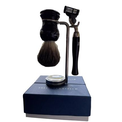 Crabtree & Evelyn Shaving Razor Set With 5 Blades And Face Shaving Brush