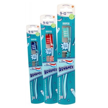 Aquafresh Advance Toothbrush For Children 9-12 Years - 1 Piece