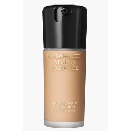 Mac Studio Radiance Serum Powered Foundation Nw22