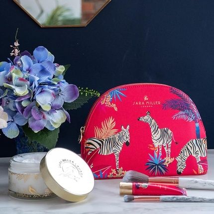 Sara Miller Beauty Tahiti Red Cosmetic Makeup Bag Medium - Image 3