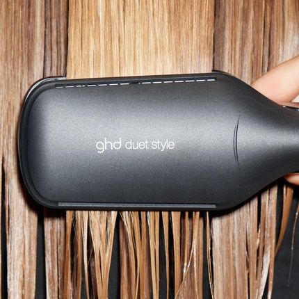 Ghd Limited Edition Straightener Duet Black And Sleek Talker Hair Oil - Image 3