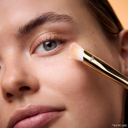 Catrice Wonder Woman Concealer Brush Vegan - Image 3