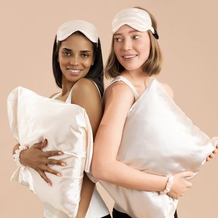 Silky Beauty Sleep Set Pink - Image 3