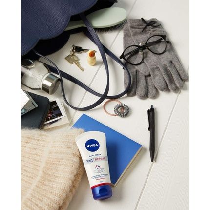 Nivea 3In1 Repair Hand Cream 100Ml - Image 3