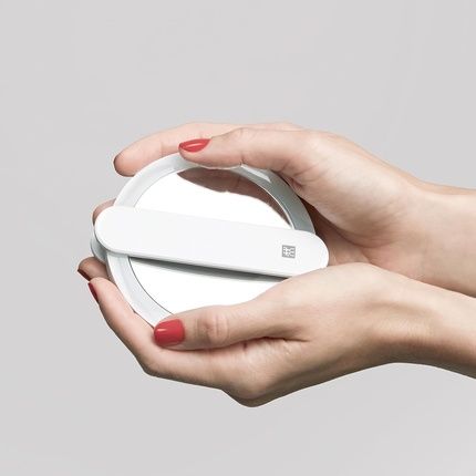 Zwilling 10X Magnification Rechargeable Led Cosmetic Mirror With 360Deg Rotating Handle White