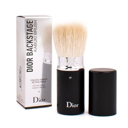 Dior Backstage Kabuki Brush Number 17 Perfect For Flawless Makeup Application
