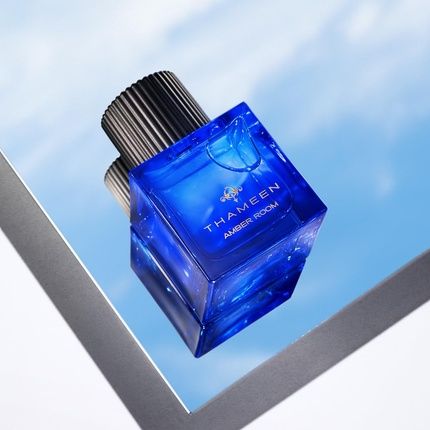 Amber Room Eau De Parfum Spray 1.7 Oz - Image 3