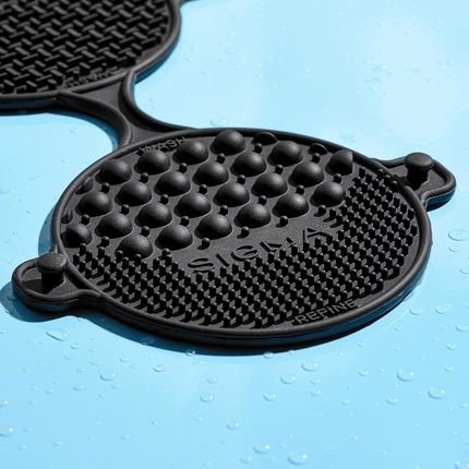 Sigma Beauty Palmat Makeup Brush Cleaner - Perfect For Travel And On The Go - Palm Sized - Black Small - Image 3