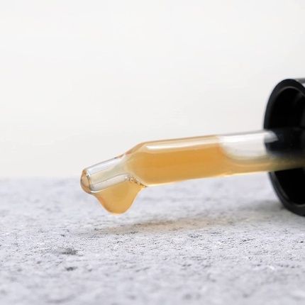 Medik8 Oxy-R Peptide High-Strength Oxyresveratrol Brightening Peptide Serum 2X10Ml - Image 3