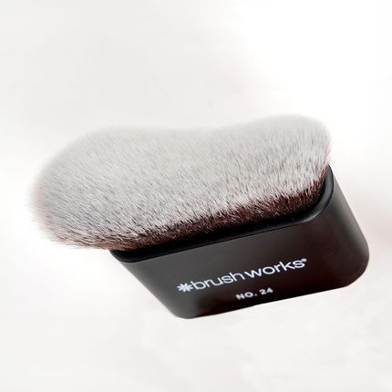 Brushworks No. 24 Blending Face & Body Brush - Image 3