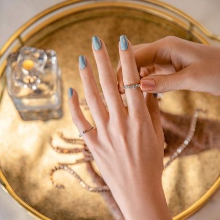 Opi Infinite Shine Long-Wear Lacquer Greens 0.5 Fl Oz - Destined To Be A Legend - Image 3