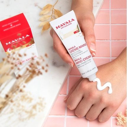 Mavala Hand Cream Moisturizing And Protecting With Collagen 50Ml - Image 3