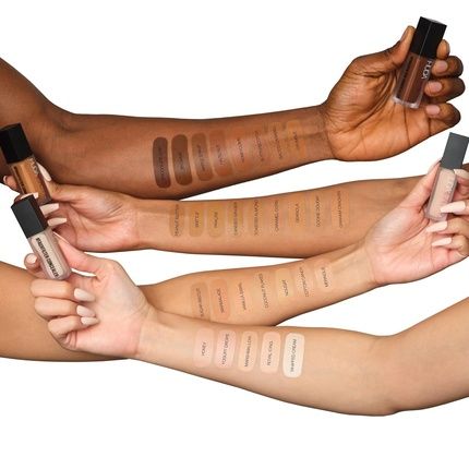 Huda Beauty #Fauxfilter Luminous Matte Buildable Coverage Crease Proof Concealer Nougat 2.5 Golden - Image 3